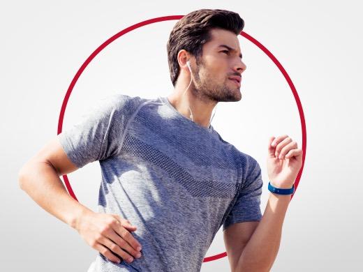 Hombre joven corriendo